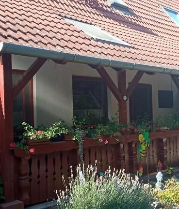 Maria Apartman Balatonkeresztúr Eksteriør billede